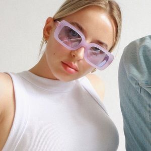 Raie Aries Sunglasses in Lilac